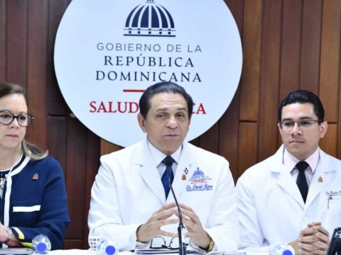 Ministro de Salud garantiza que el programa de Alto Costo permanecer&aacute; activo