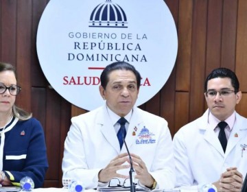 Ministro de Salud garantiza que el programa de Alto Costo permanecer&aacute; activo