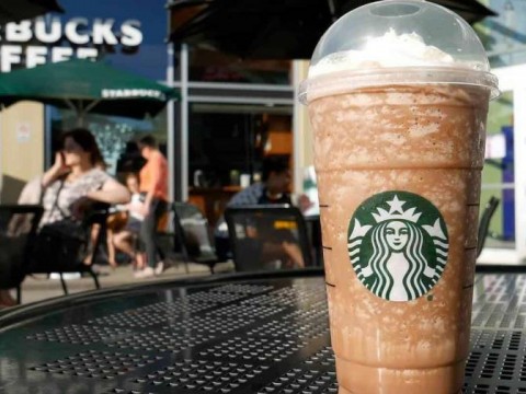 Nestl&eacute; retira tazas con el logo de Starbucks en EE.UU. por peligro de quemaduras