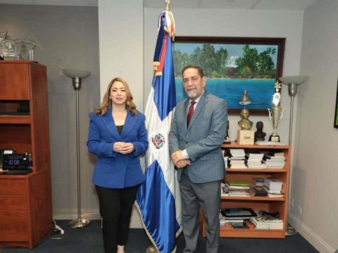 Programa Sup&eacute;rate tendr&aacute; ventanilla de servicio en el consulado dominicano en Nueva York