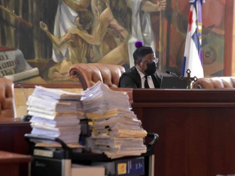 Tribunal suspende audiencia preliminar del caso Falc&oacute;n