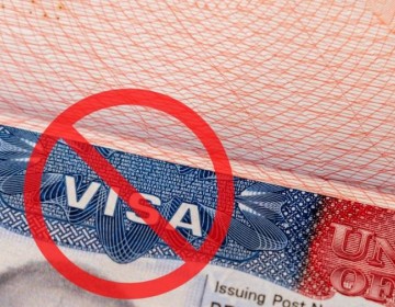 EE. UU. suspende entrevistas para visas de estudiantes mientras prepara un mayor escrutinio de redes sociales
