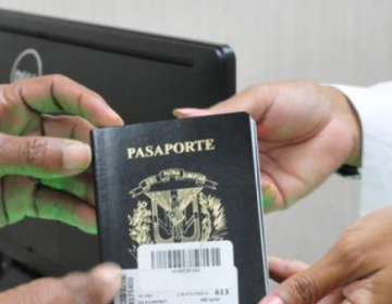 Suspenden licitaci&oacute;n de pasaportes electr&oacute;nicos