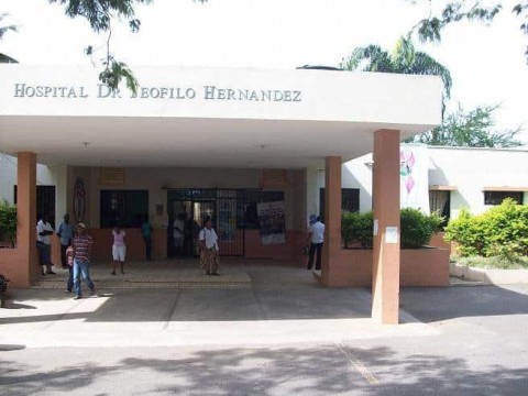 Directora del hospital de El Seibo reconoce deterioro del centro; garantiza servicio quir&uacute;rgico