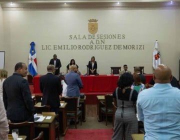 Regidores del DN dejan sobre la mesa resoluci&oacute;n sobre donaci&oacute;n de terrenos en Guerra