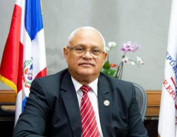 Hackean celular del tesorero nacional; desconocidos piden dinero a nombre del funcionario