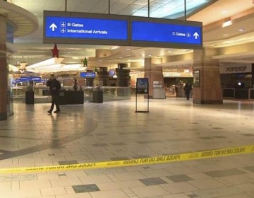 Un tiroteo navide&ntilde;o en aeropuerto de Phoenix deja tres heridos