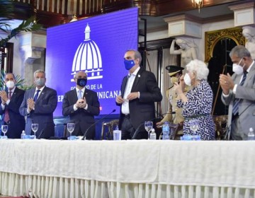 Funcionarios y empleados p&uacute;blicos deber&aacute;n recibir un curso de &eacute;tica