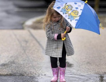 Las tormentas golpean Estados Unidos de costa a costa con fr&iacute;o, apagones y accidentes