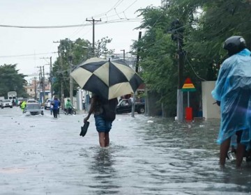 Lluvias de la tormenta Melissa dejan sin agua a m&aacute;s de 340 mil viviendas y negocios