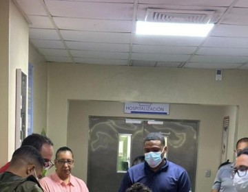 Trasladan al Hospital de Boston adolescente afectado en el incendio de Salcedo
