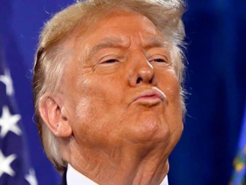 Trump critica que no se presenten cargos contra Biden por guardar documentos clasificados