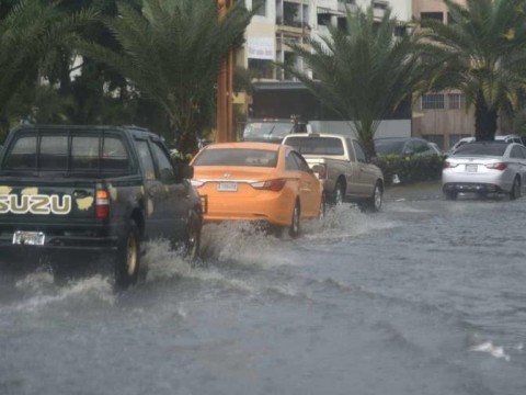 Lluvias continuar&aacute;n este mi&eacute;rcoles