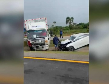 Accidente deja un fallecido y dos heridos en la autopista del Coral