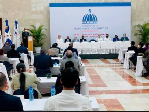 Universidades iniciar&aacute;n clases semipresenciales el 6 de abril 