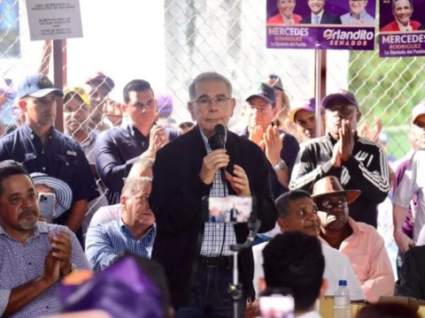 Danilo dice que en su Gobierno las neveras estaban llenas y ahora son &ldquo;doble A: agua arriba y agua abajo&rdquo;