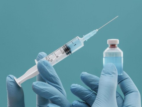 La vacuna contra el brote de &eacute;bola tardar&aacute; meses, pero el riesgo global es bajo, seg&uacute;n OMS