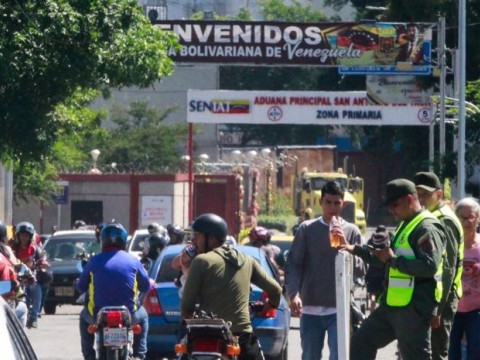 Venezuela cierra frontera con Colombia hasta el lunes previo a investidura presidencial de Maduro