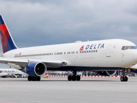 Un vuelo de Delta se desv&iacute;a a Nueva York tras servir comida estropeada