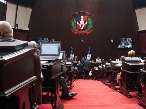 La campa&ntilde;a pol&iacute;tica del 2024 amenaza con dejar en la "cuerda floja" proyectos de leyes