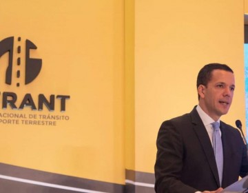 Legisladores y funcionarios consideran Hugo Beras actu&oacute; con responsabilidad al solicitar licencia