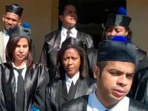 Fiscales denuncian carta de supuesta comisi&oacute;n de transici&oacute;n