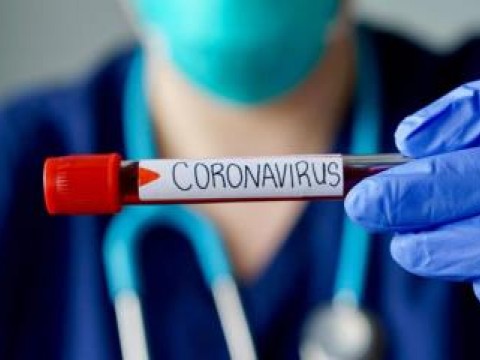 Contagios covid siguen en baja, reportan 18 casos