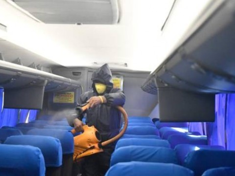Gobierno busca garantizar un protocolo contra el coronavirus en el transporte p&uacute;blico
