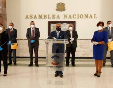 Bloques opositores est&aacute;n reunidos para decidir suerte del estado de emergencia
