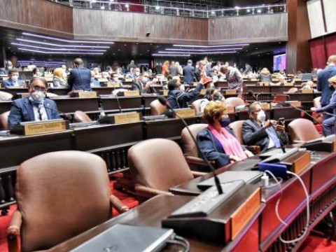 &iexcl;Ahora! Diputados deciden prohibici&oacute;n al matrimonio infantil en RD