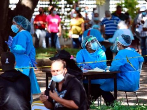 RD registra 1,295 casos de COVID-19 y cuatro defunciones