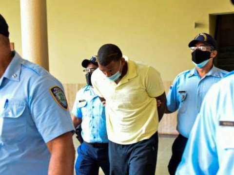 Al 15 de Azua hombre acusado de violar y asesinar a su hijastra en la Zurza