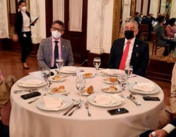 Presidente Abinader se re&uacute;ne con partidos pol&iacute;ticos 