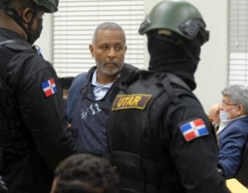 Germos&eacute;n cree fue destituido por no aprobar libramiento para construcci&oacute;n de 56 hospitales