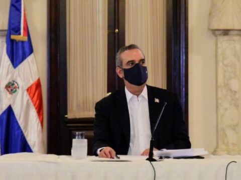 Presidente Abinader admite aumento considerable de casos positivos al COVID-19