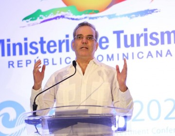 Abinader: buscamos convertir a RD en destino tur&iacute;stico preferente ligado a la industria del cine internacional