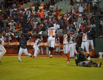 Toros vencen a las Estrellas e igualan la serie particular