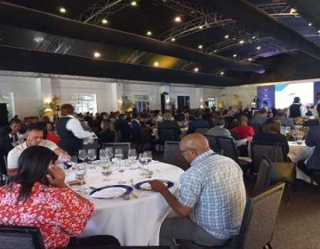 Sin funcionarios y con pocos empresarios se realiza el almuerzo de la C&aacute;mara Americana de Comercio