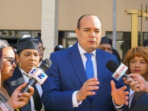 Colegio de Abogados somete recurso contra proyecto de inspecci&oacute;n de veh&iacute;culos