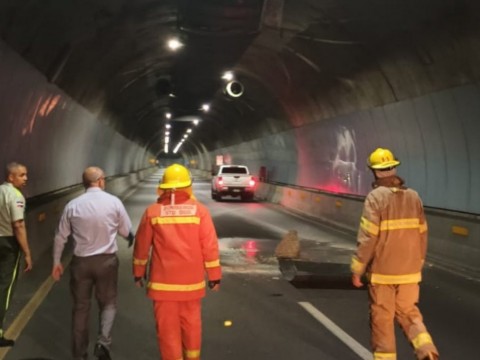 MOPC cierra tr&aacute;nsito por t&uacute;nel de la Ortega y Gasset por desprendimiento de partes de losa