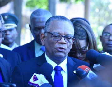 Director de Migraci&oacute;n se opone a que se acojan a migrantes irregulares