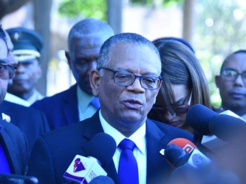 Director de Migraci&oacute;n se opone a que se acojan a migrantes irregulares