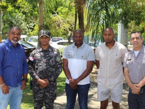 Polic&iacute;a investiga a m&aacute;s de 30 "limpiavidrios" por agresi&oacute;n a camar&oacute;grafo