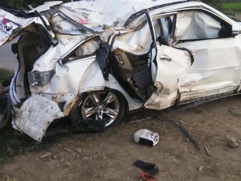 Accidente deja tres haitianos muertos y 14 heridos en Montecristi