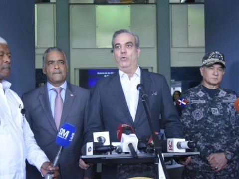 Gobierno replicar&aacute; en otros lugares operativo contra el crimen que hizo en Santiago