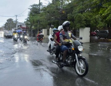 COE aumenta a 9 las provincias en alerta por incidencia de una vaguada