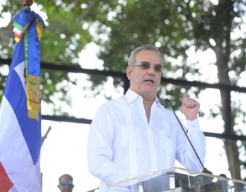 Presidente Abinader suspende actividades políticas para este fin de semana