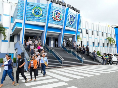 Polic&iacute;a Nacional participa en el Tercer Simulacro Nacional de Evacuaci&oacute;n