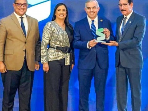 Inespre obtiene el primer lugar en Satisfacci&oacute;n Ciudadana durante premiaci&oacute;n del MAP