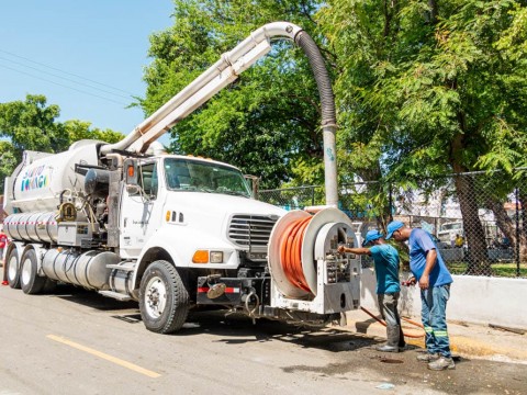 Alcald&iacute;a del DN intensifica labores preventivas ante posibles lluvias por disturbio tropical
